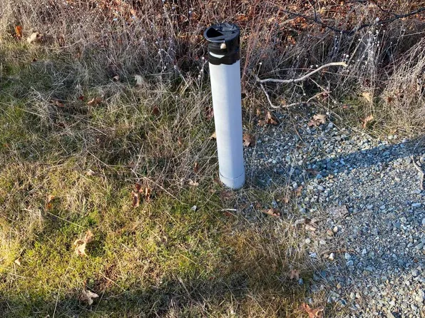 18895 Claus Ln, Lakehead, CA 96051