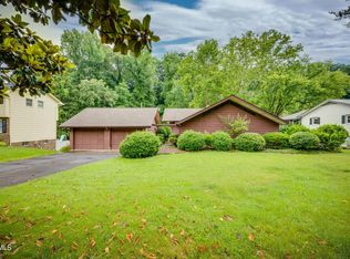 1105 Radcliffe Ave, Kingsport, TN 37664