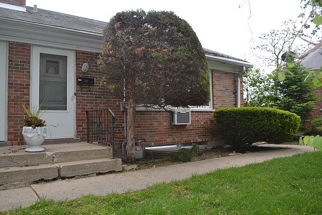 1st image of 1419 Brown Ave #A