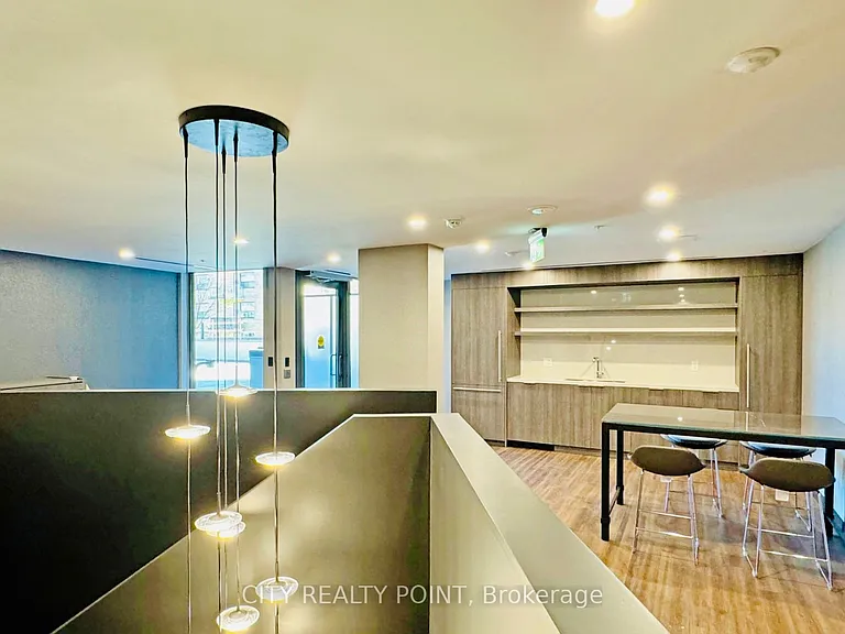 2525 Bathurst St #1010 — Photo 16