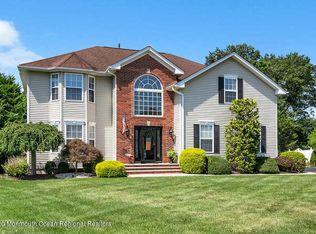 34 Woodview Dr, Howell, NJ 07731