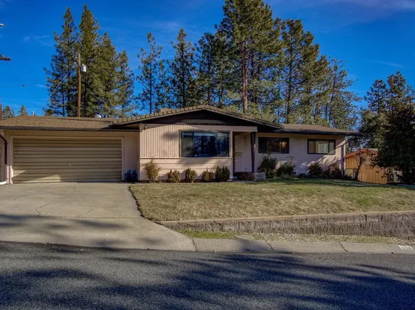 908 Cedar St, Yreka, CA 96097