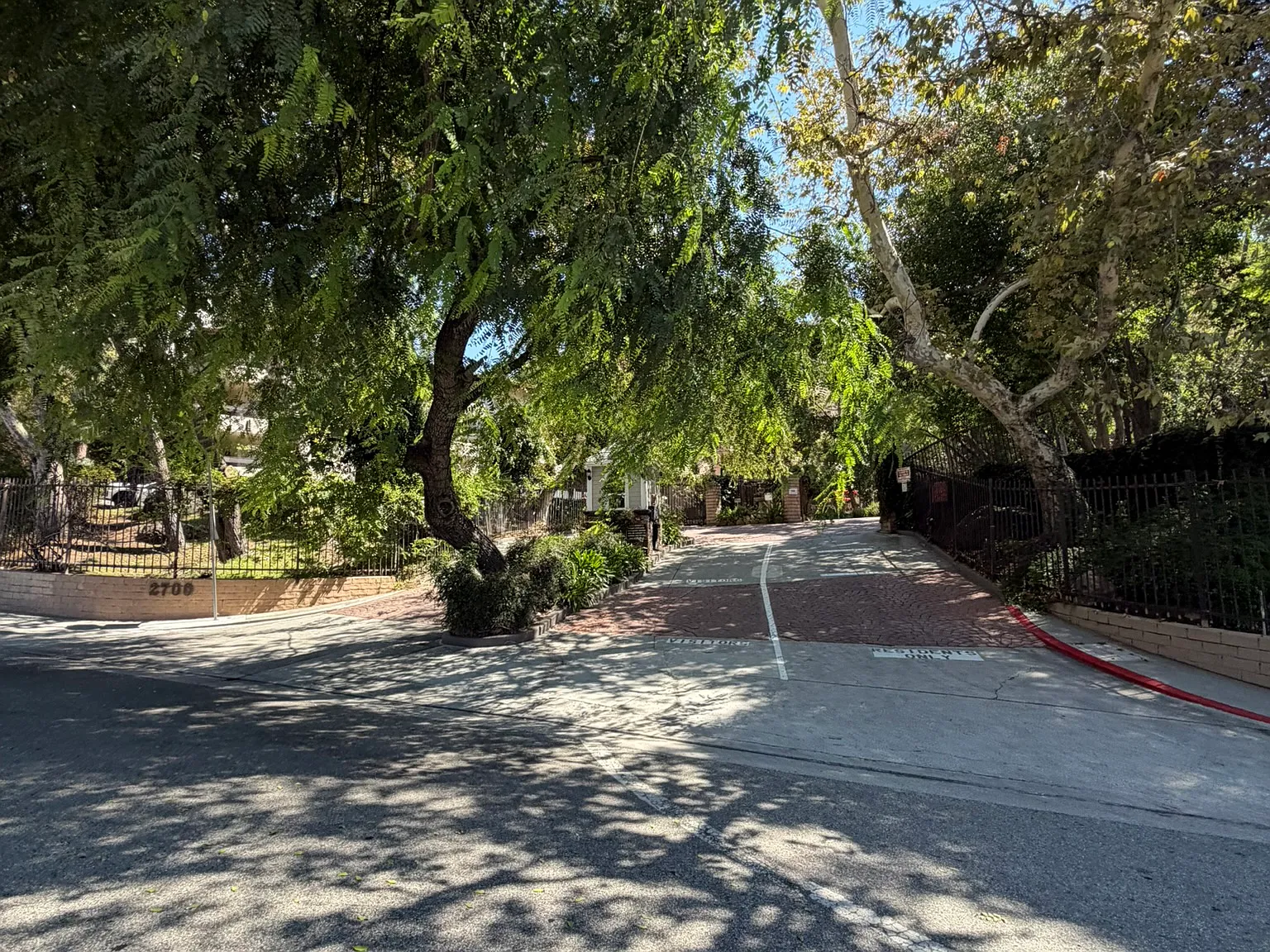 2 bed, $3,250 — Photo 2