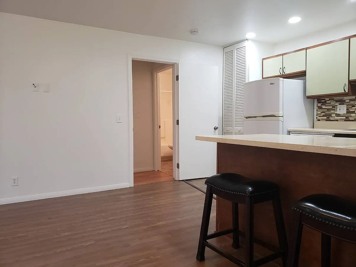 2 bed, $2,095 — Photo 3