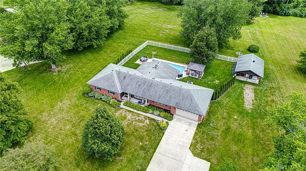 3535 Swigart Rd, Beavercreek, OH 45440 Zillow