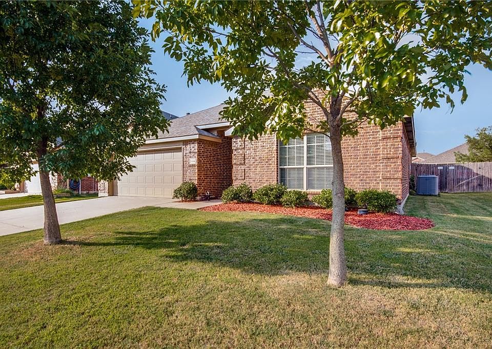 1st image of 135 Meadow Crest Dr