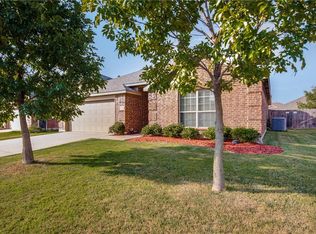 135 Meadow Crest Dr, Princeton, TX 75407