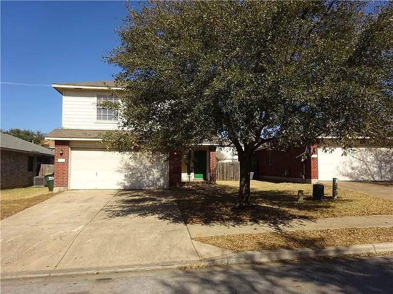 1016 Doras Dr — Photo 1