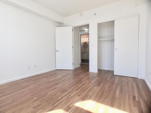 4th image of 3210 Riverdale Ave #9A