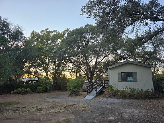 3rd image of 3244 Taylor Rd