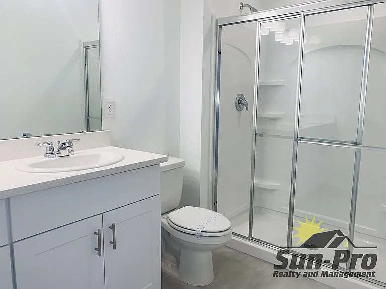 172 River Front Way #172 — Photo 5