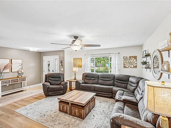 5th image of 26925 Piva CT
