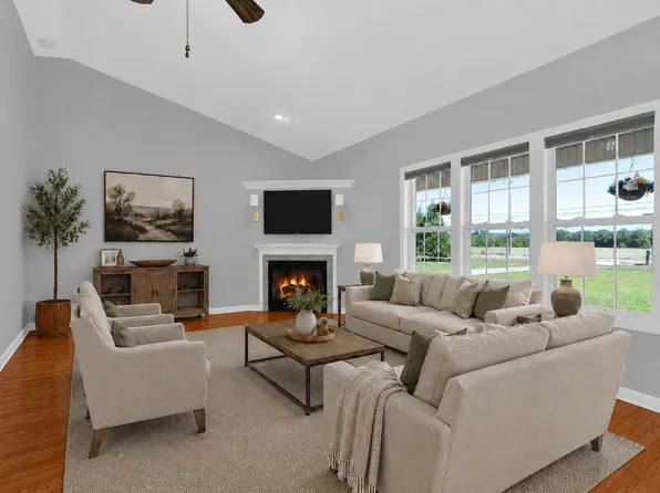3896 Lynchburg Rd, Winchester, TN 37398