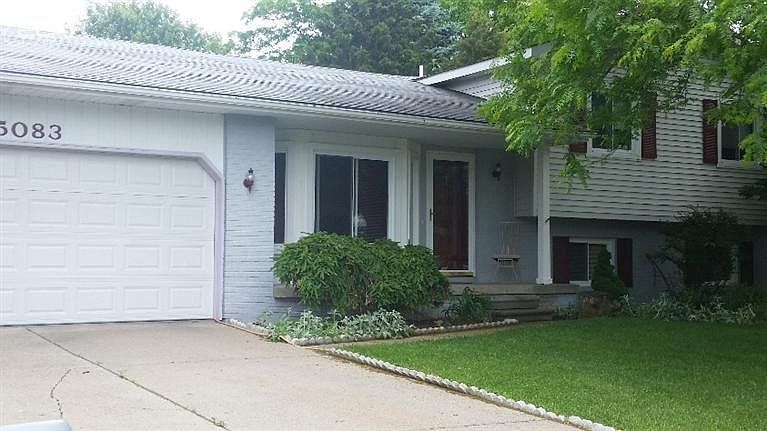 1st image of 5083 Woodstock Dr