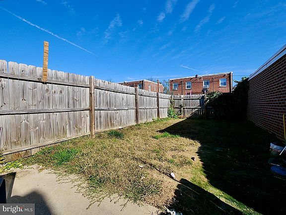 5th image of 1213 Roosevelt Dr