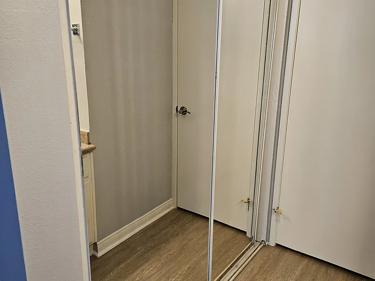1375 Midvale Apartments — Photo 52