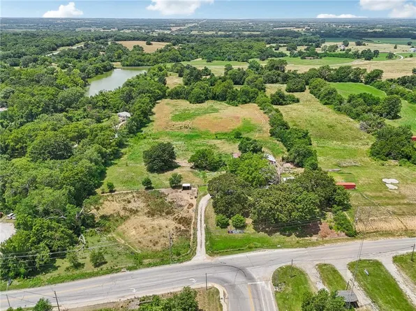 116 NW 21st Rd, Warrensburg, MO 64093