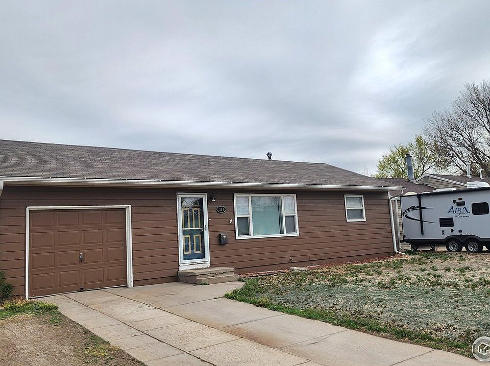 1st image of 214 Charmony Pl