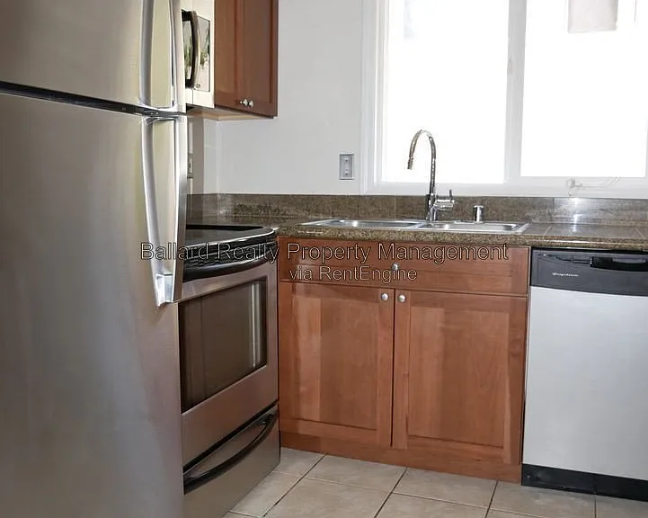 1712 NW 85th St #301 — Photo 10