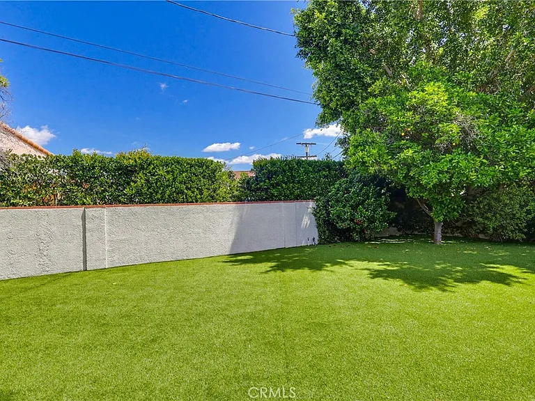 5440 Alcove Ave — Photo 37