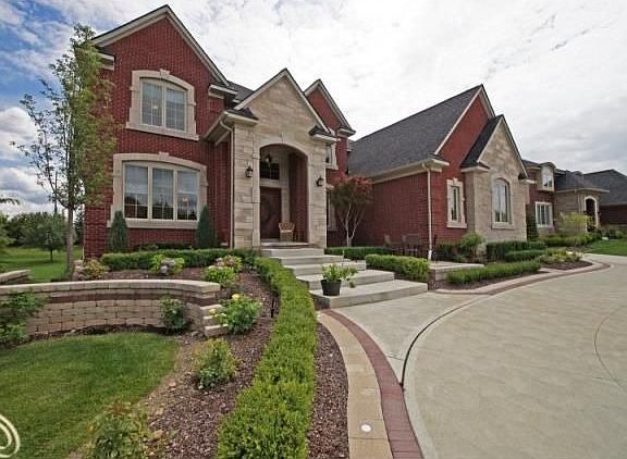 4th image of 17420 Parkshore Dr