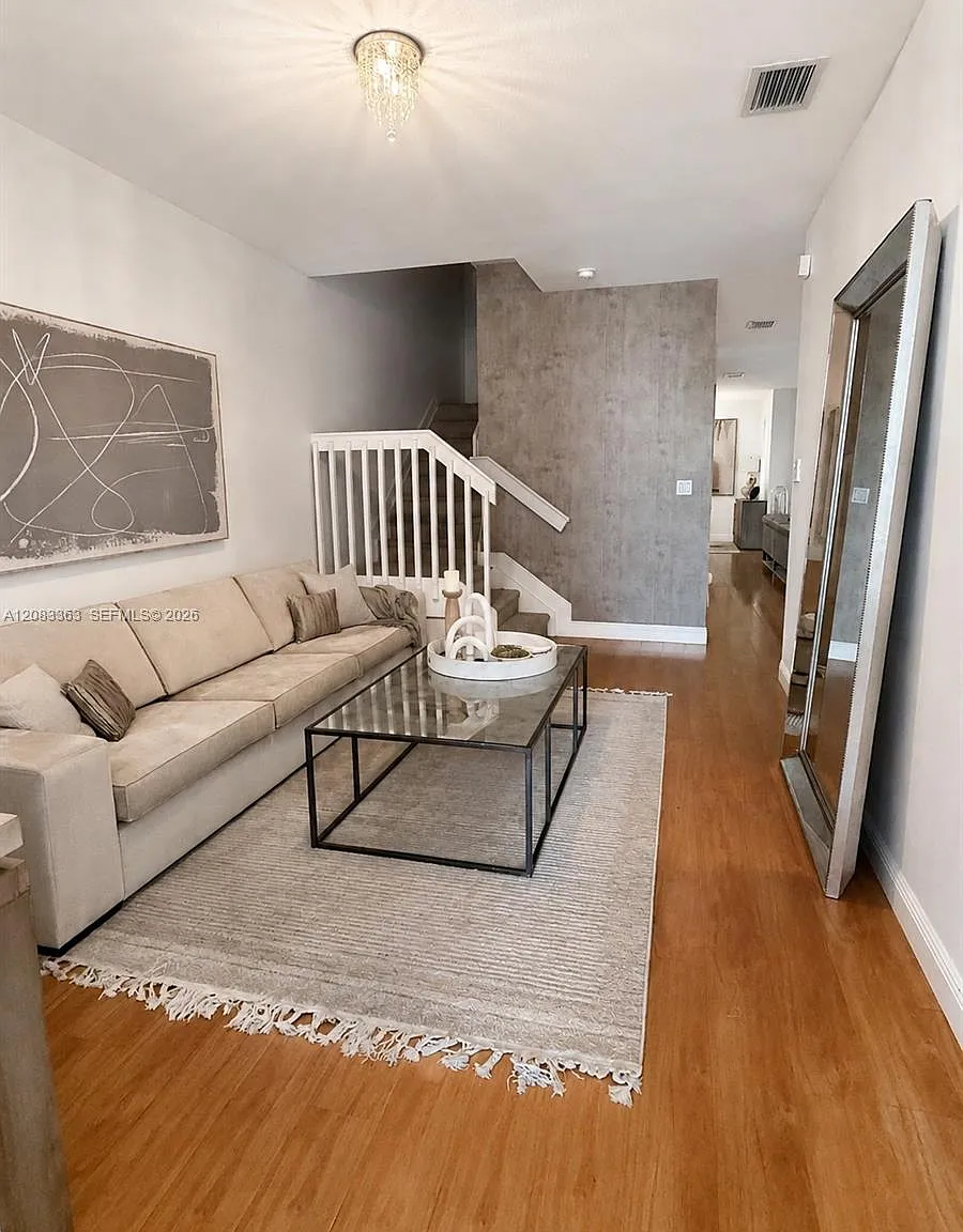 Reserve At Doral East — Photo 2
