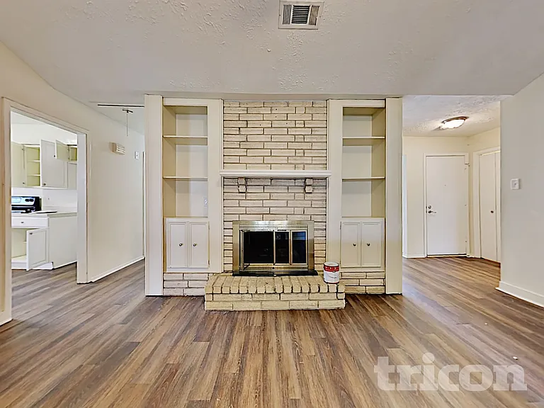 7331 Millbrae Ln — Photo 3