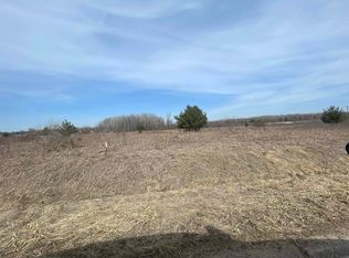 88 Saint Andrews Dr, Gladwin, MI 48624