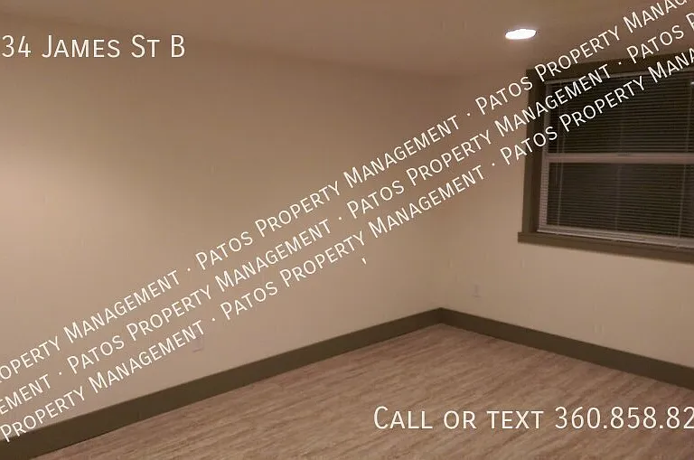 1734 James St #B — Photo 4