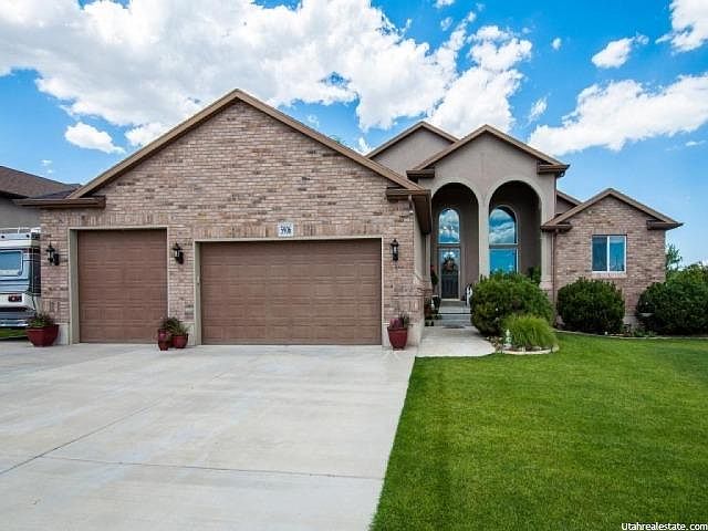 1st image of 5906 W Firestone Cir