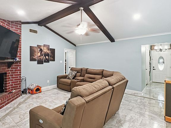 4th image of 5815 Scenic Dr