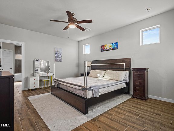 5th image of 7417 White Cedar Pl