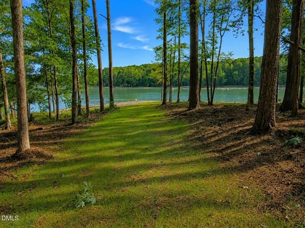 112 Shoreline Dr Lot 15, Manson, NC 27553