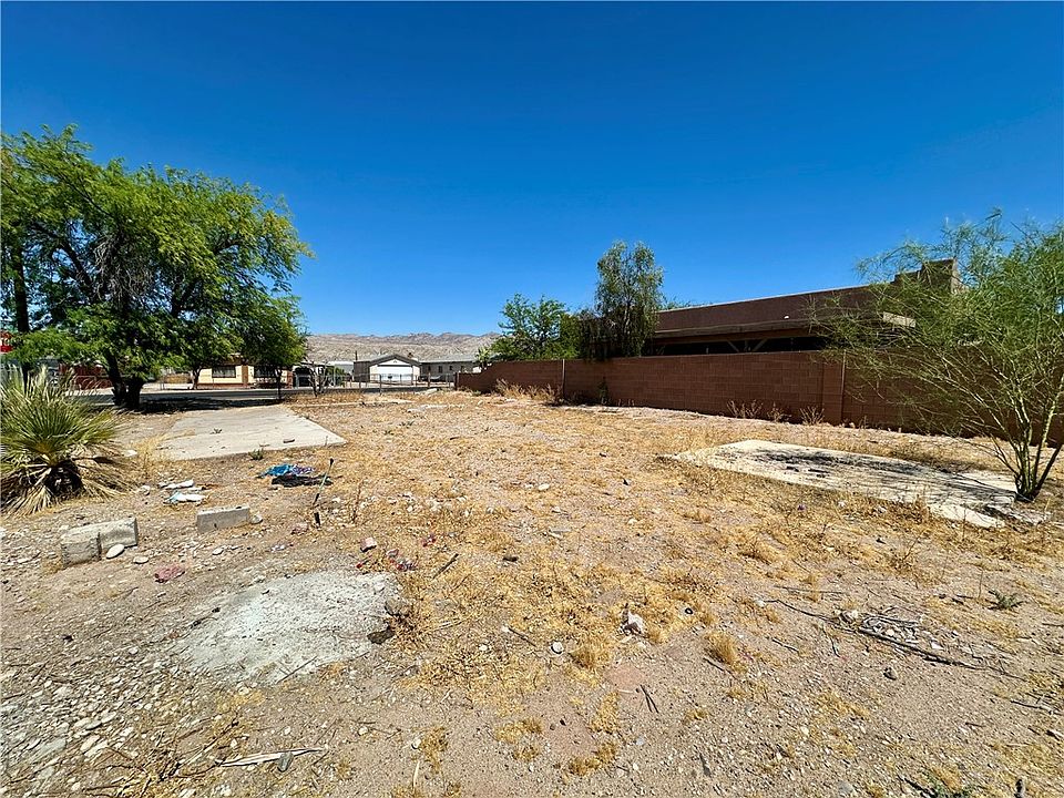1st image of 1858 Clearwater Drive