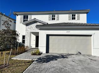 12727 SW 215th Ter, Miami, FL 33177