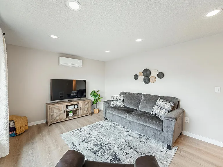 8419 Quinault Dr NE — Photo 19