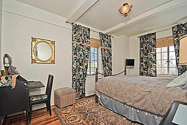 Rented by Fenwick Keats Real Estate | media 5