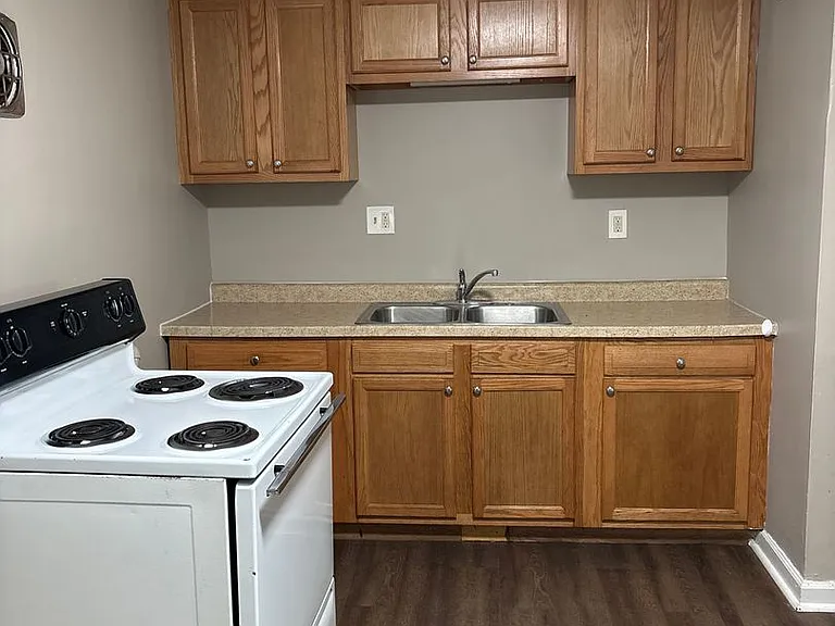 3709 Beulah Rd — Photo 2