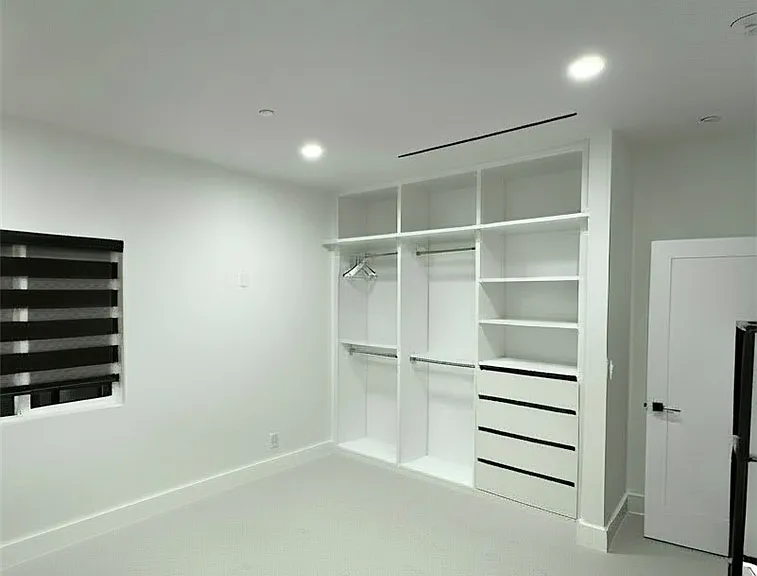 417 W Franklin Ave — Photo 3
