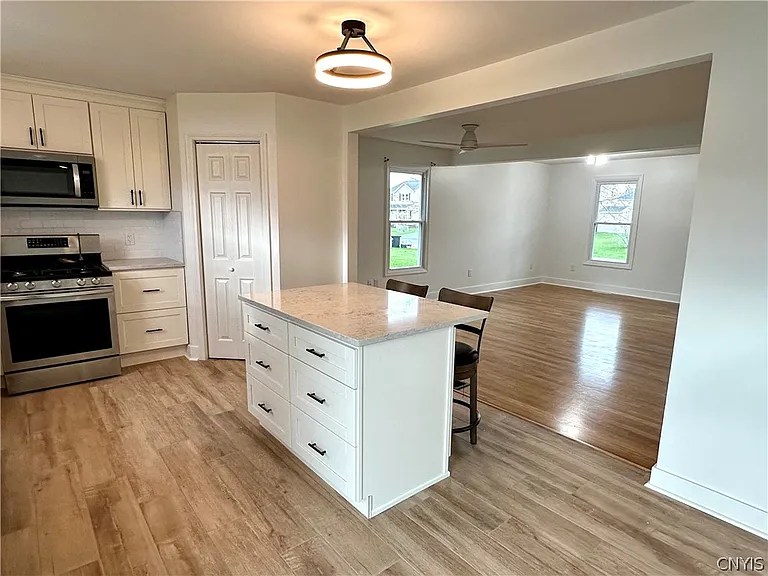 8662 Bayview Dr — Photo 9