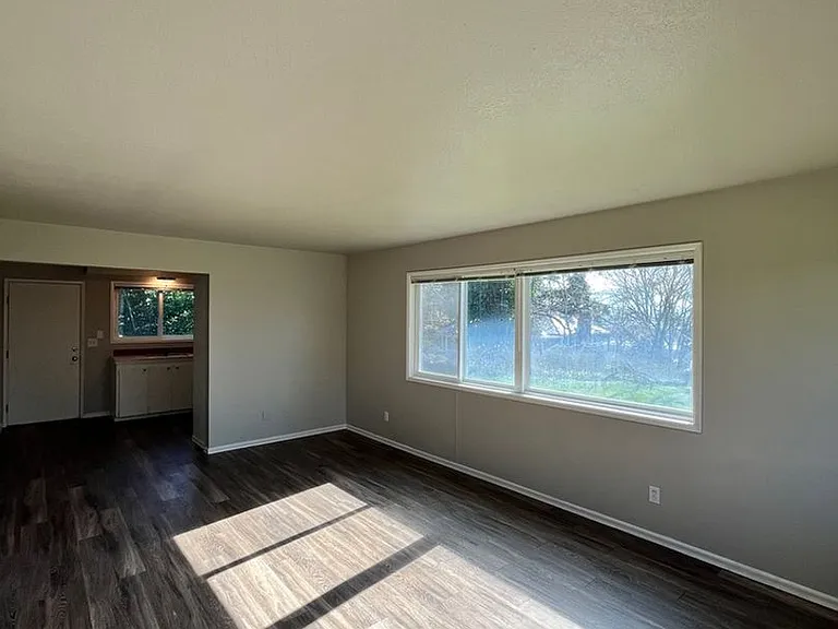 The Rivercrest Apartments by Star Metro — Photo 26