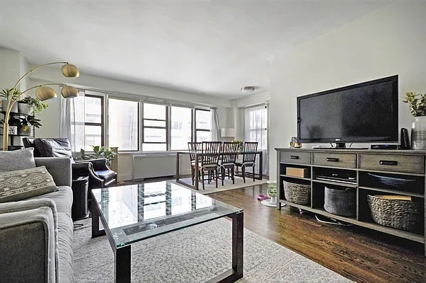 Rented by Compass | media 4