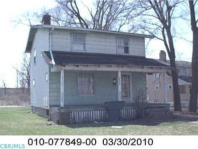 1st image of 3195 E 5th Ave