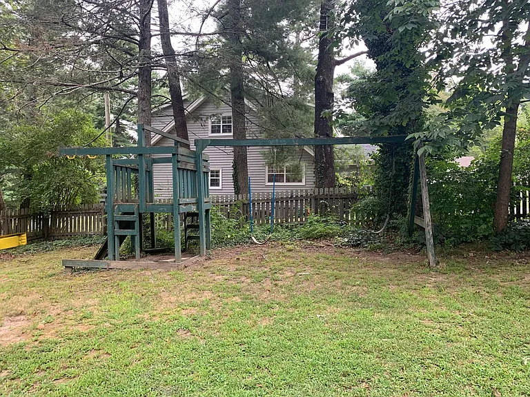 103 E Palisades Dr — Photo 51