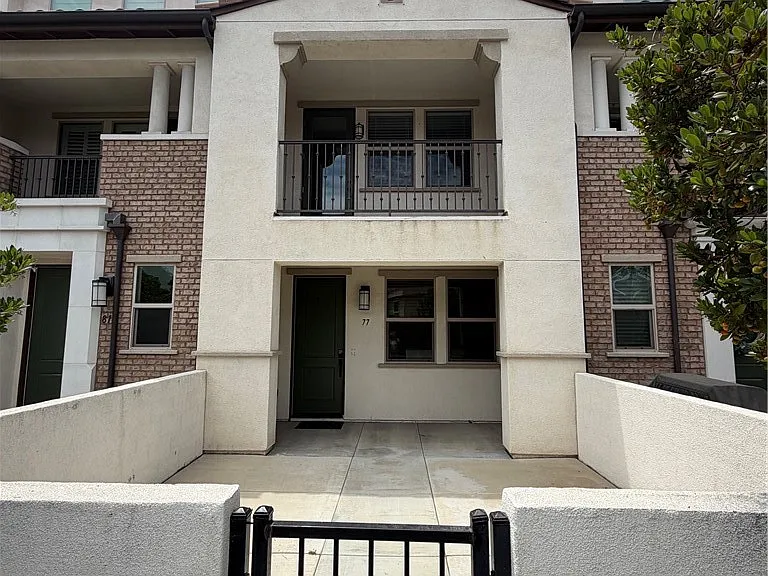 77 Jensen Ct — Photo 1