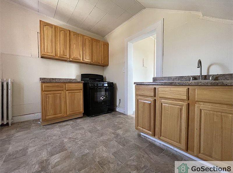 1st image of 76 Boyd St #3A