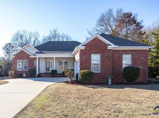 420 Southland Trl, Byron, GA 31008