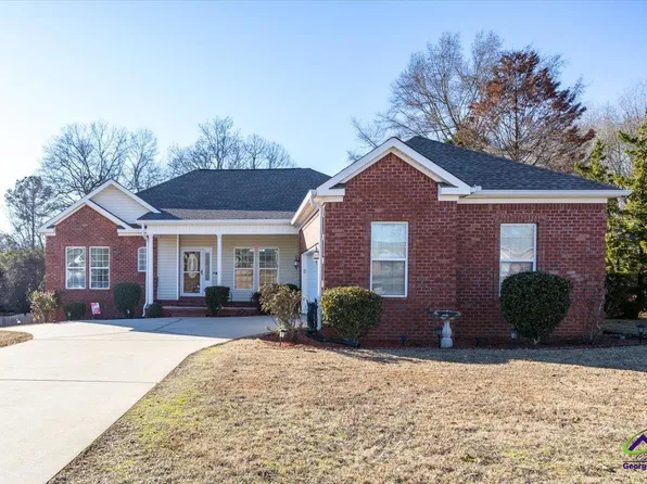 420 Southland Trl, Byron, GA 31008