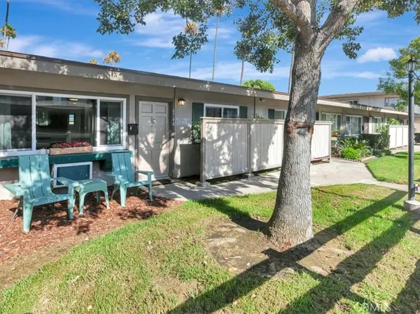 674 W Main St APT A, Tustin, CA 92780