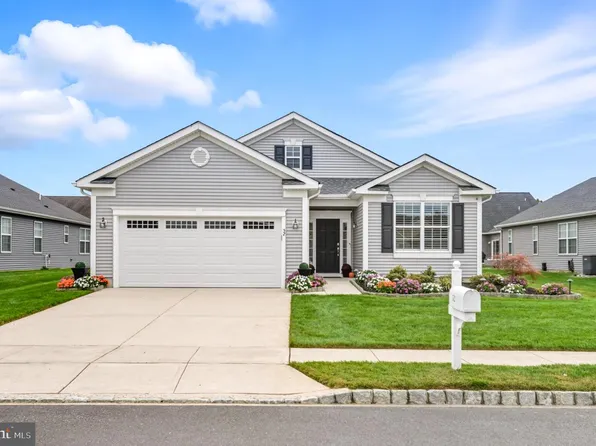 52 Kippen Dr, Williamstown, NJ 08094